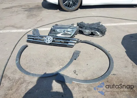 2018 Volkswagen Tiguan 2.0T Se/2.0T Sel from USA, damaged, VIN 3VV3B7AX4JM056650